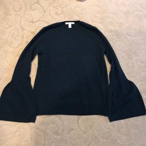 Autumn cashmere bell sleeve cashmere sweater